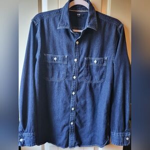 UNIQLO Lightweight Denim Men's Button-Up Shirt L